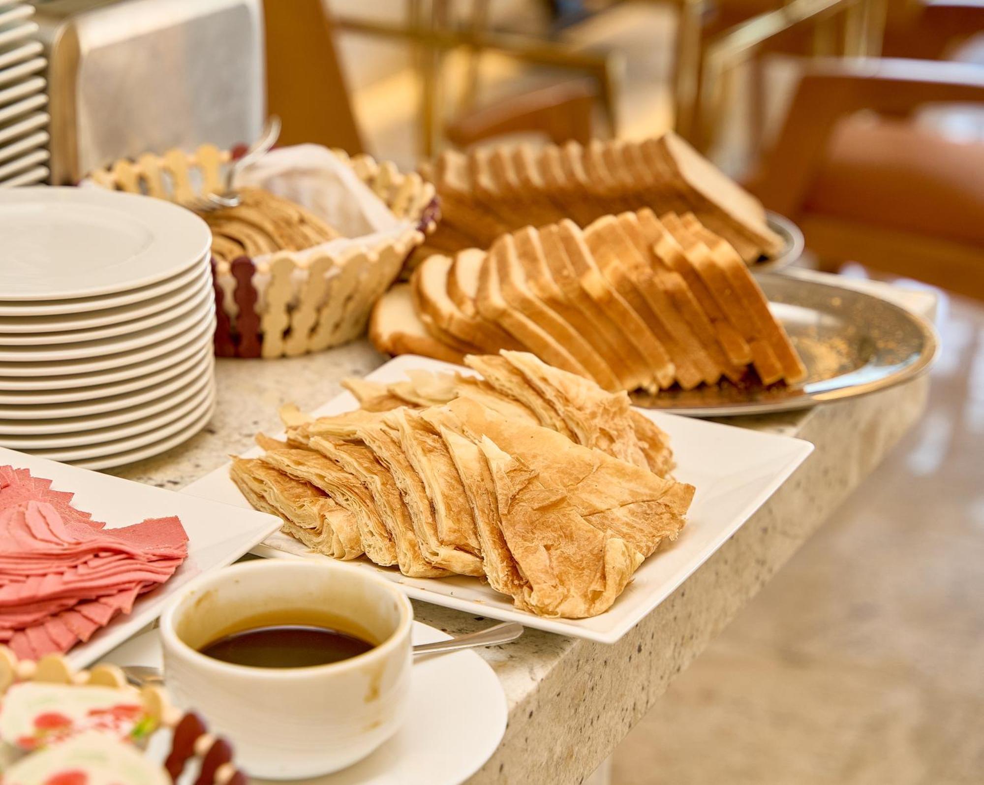 Pyramids Plateau Hotel Kafrat al Jabal Ngoại thất bức ảnh